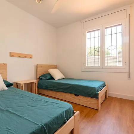 M-4 Calella De 4 Pax Apartman *