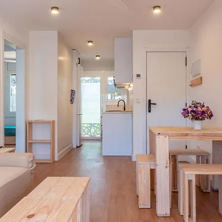 M-4 Calella De 4 Pax Apartman *